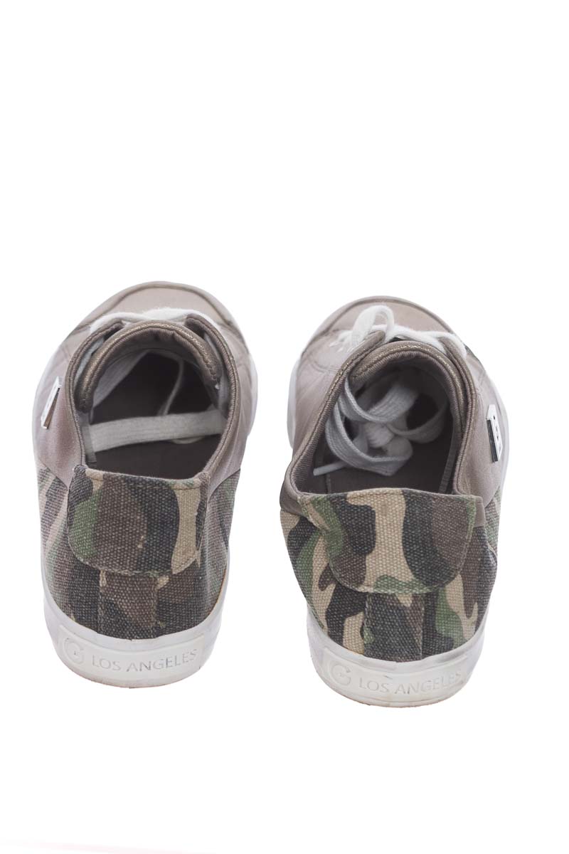 Zapatos color Dorado - GBG