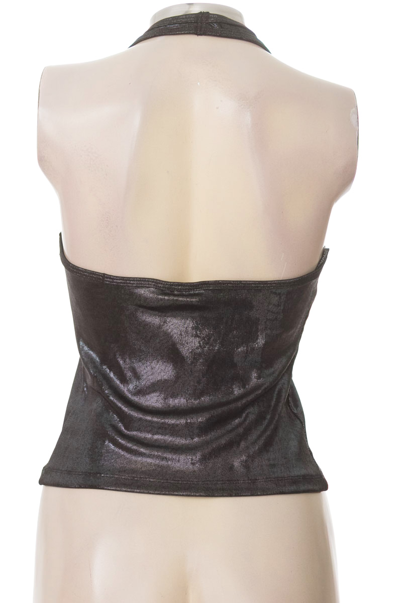 Top / Camiseta color Negro - Rampage