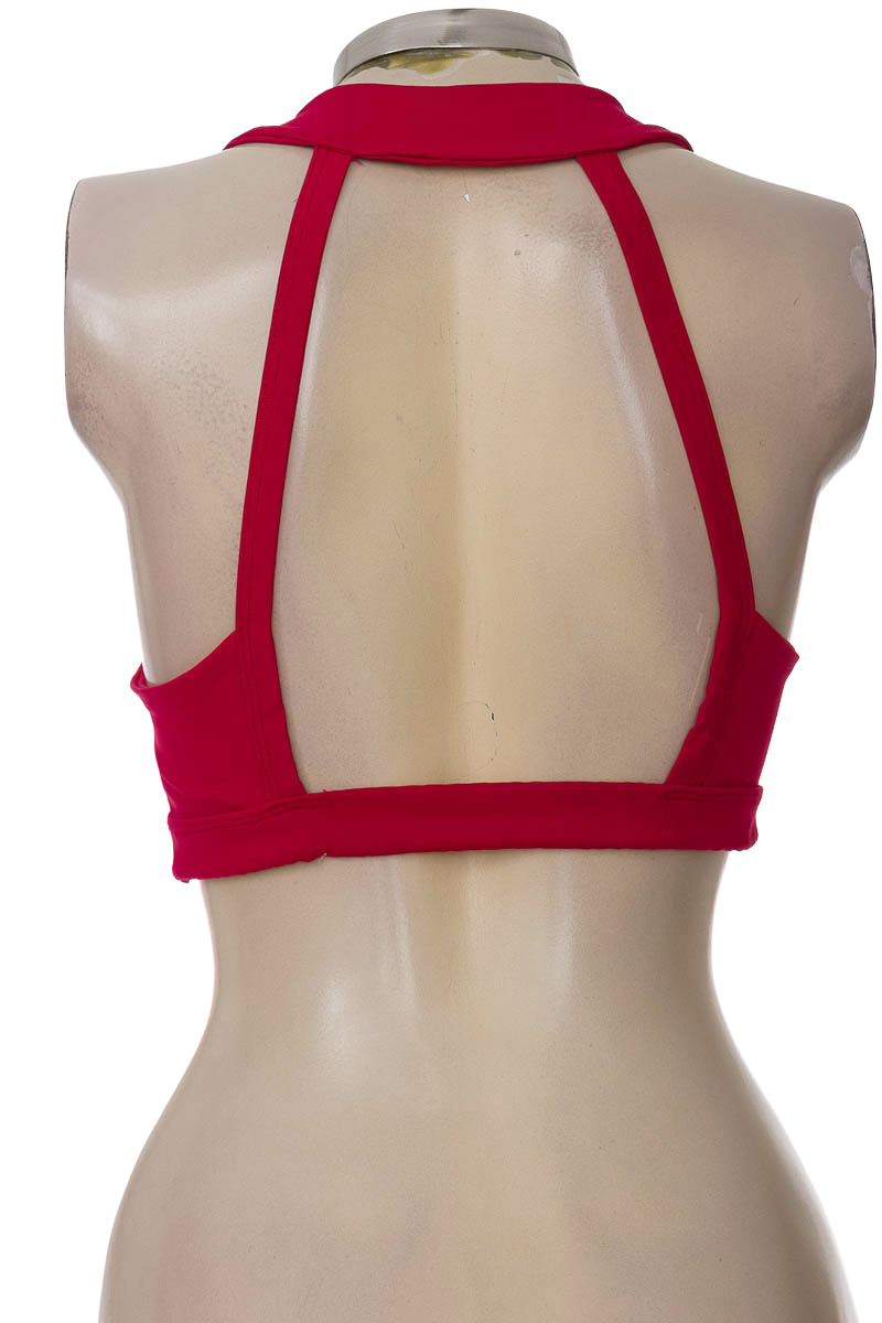 Ropa Deportiva / Salida de Baño color Vinotinto - Closeando