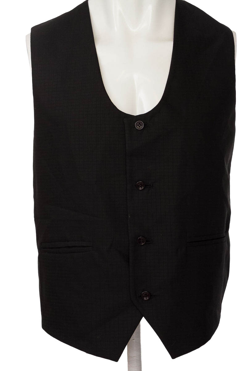 Chaqueta color Negro - Closeando