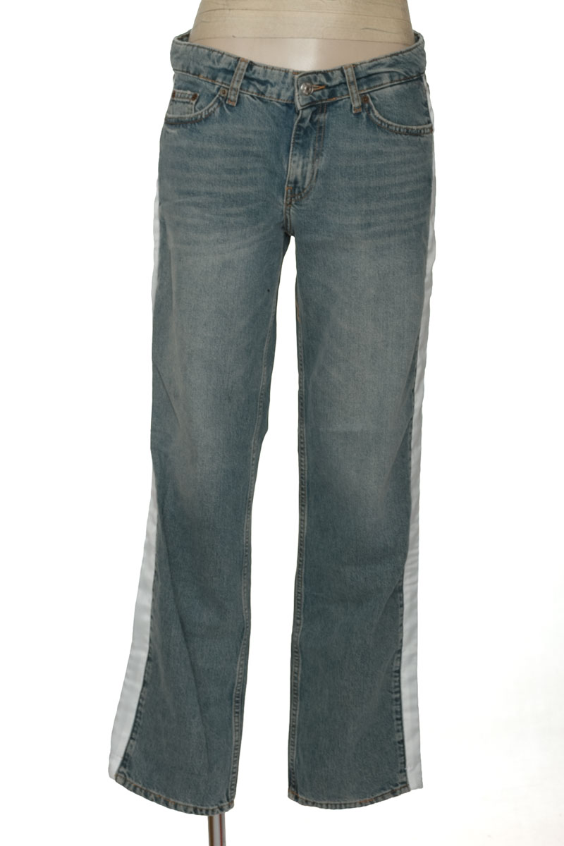 Pantalones color Azul - Zara