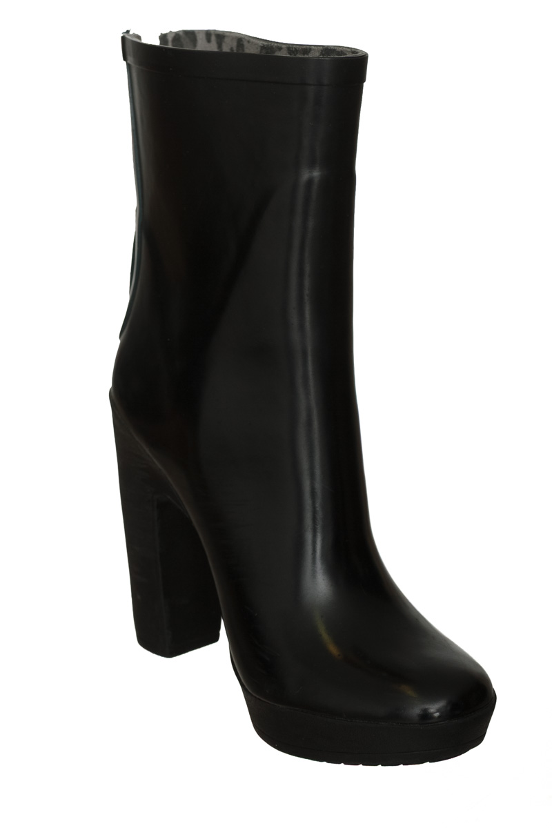 Zapatos color Negro - Zara