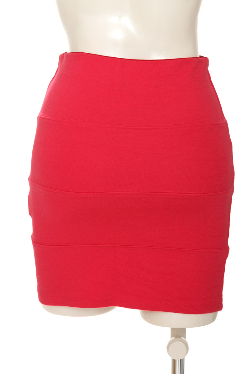 Falda color Fucsia - Pull & Bear