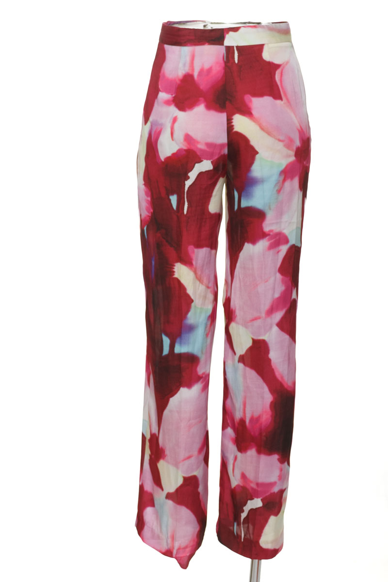 Pantalones color Estampado - Zara
