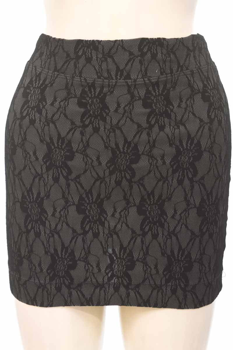 Falda color Gris - Dolls