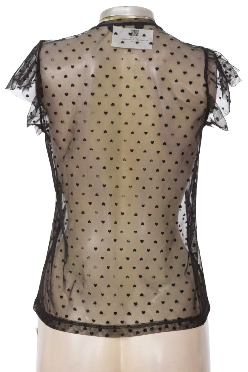 Top / Camiseta color Negro - RAGGED