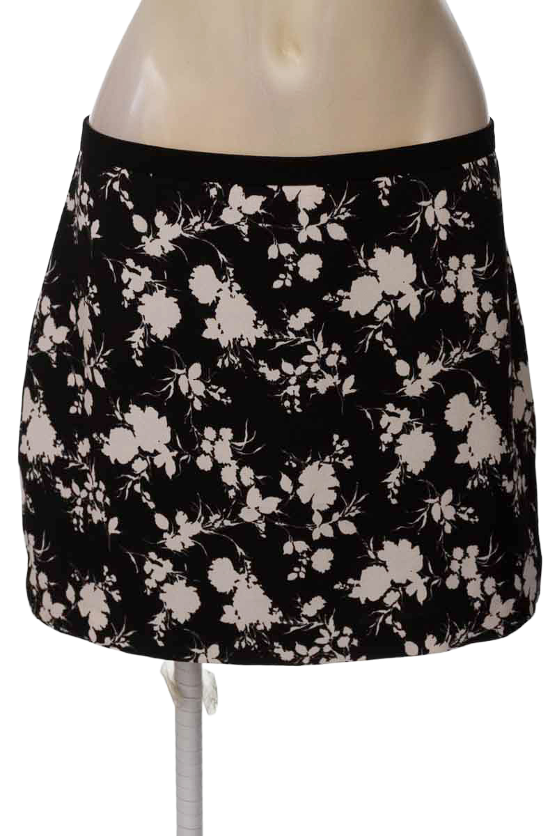 Falda color Negro - Oasis