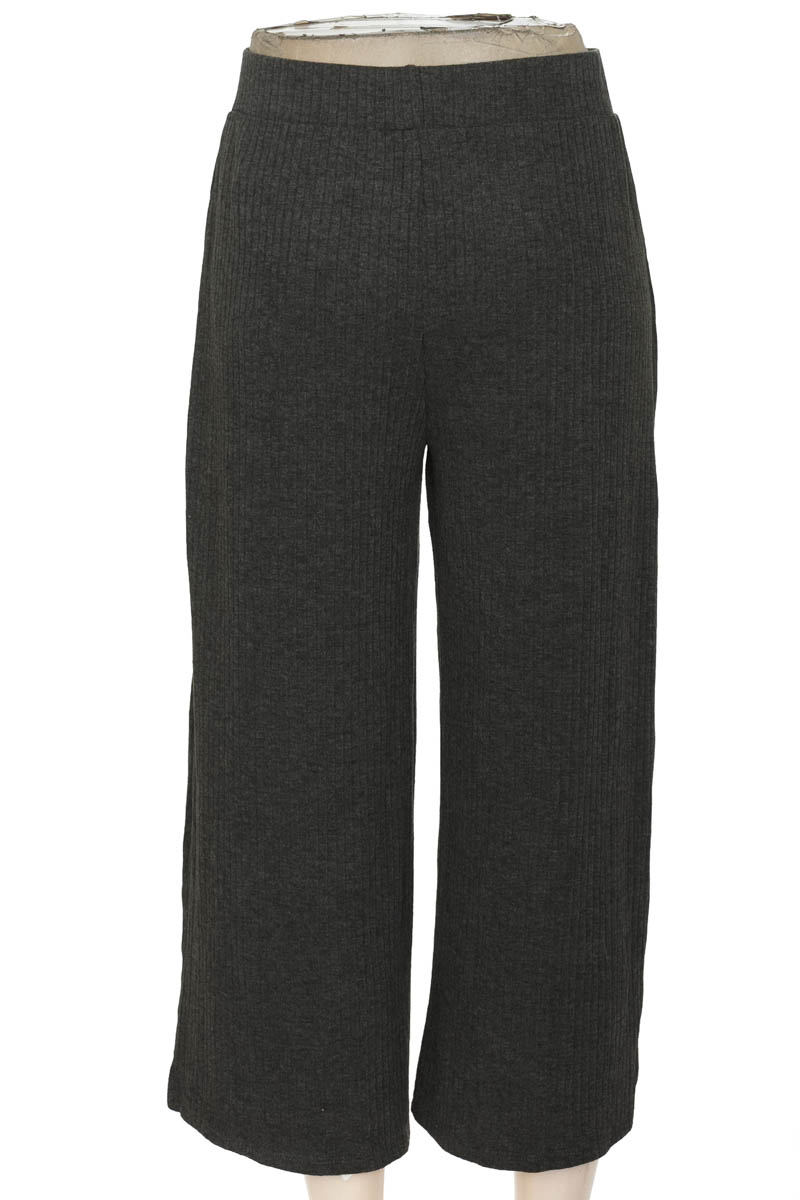 Pantalones color Gris - Forever 21