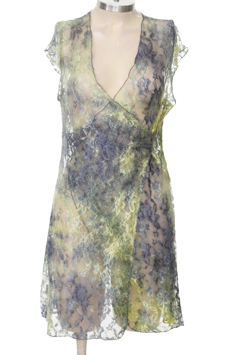 Ropa Deportiva / Salida de Baño color Verde - Closeando