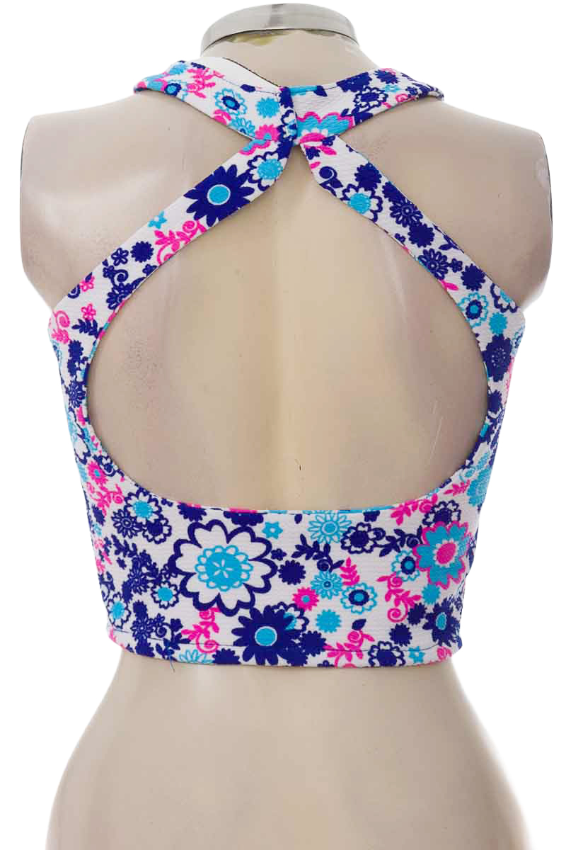 Top / Camiseta color Azul - Closeando