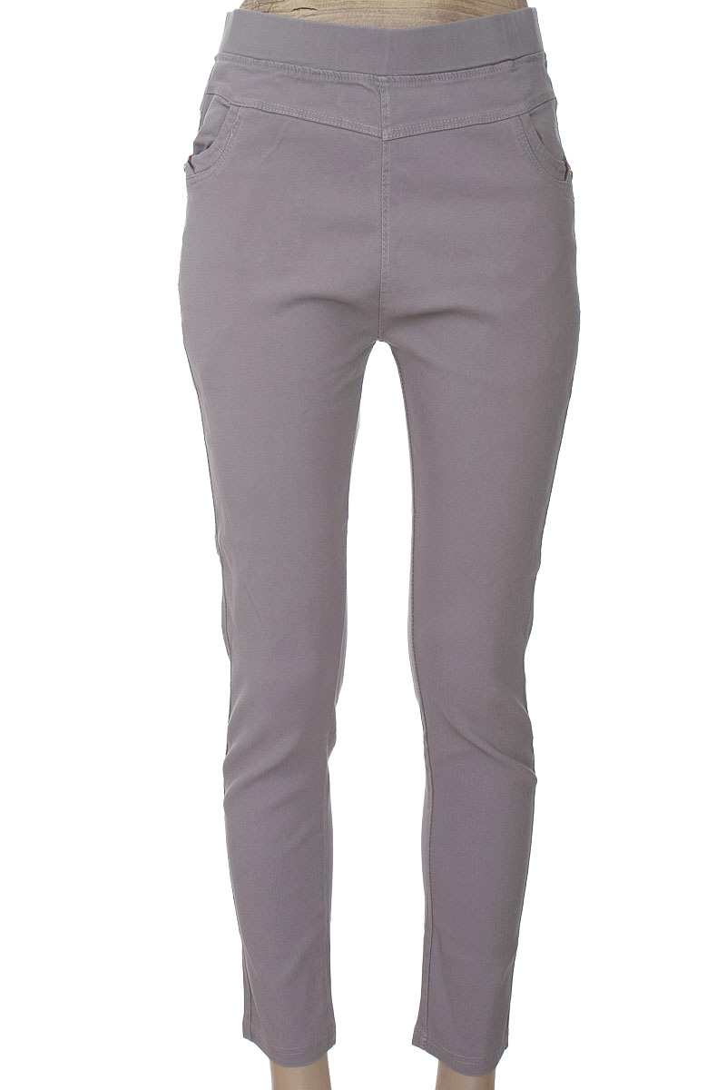Pantalones color Gris - Closeando