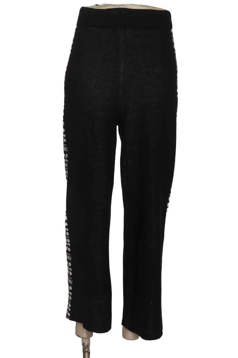 Pantalones color Negro - Tejidos Richard
