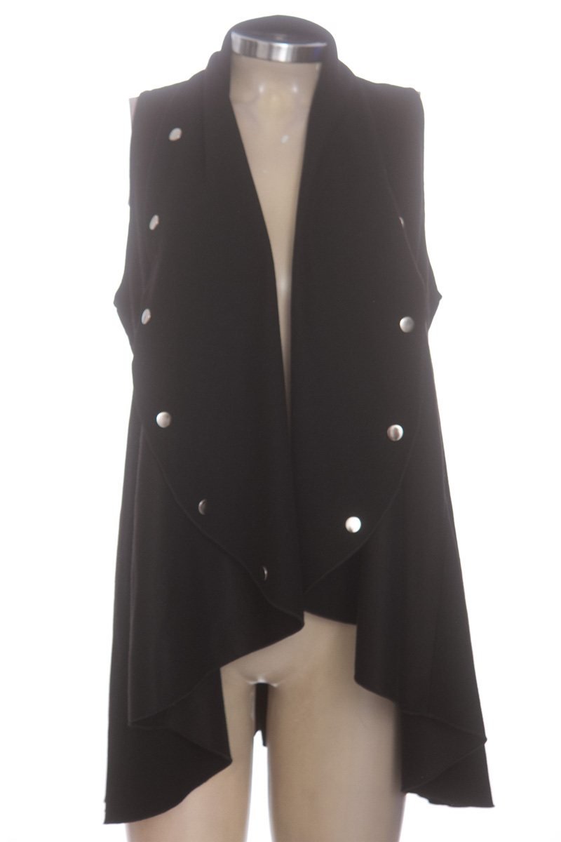 Sweater color Negro - Closeando