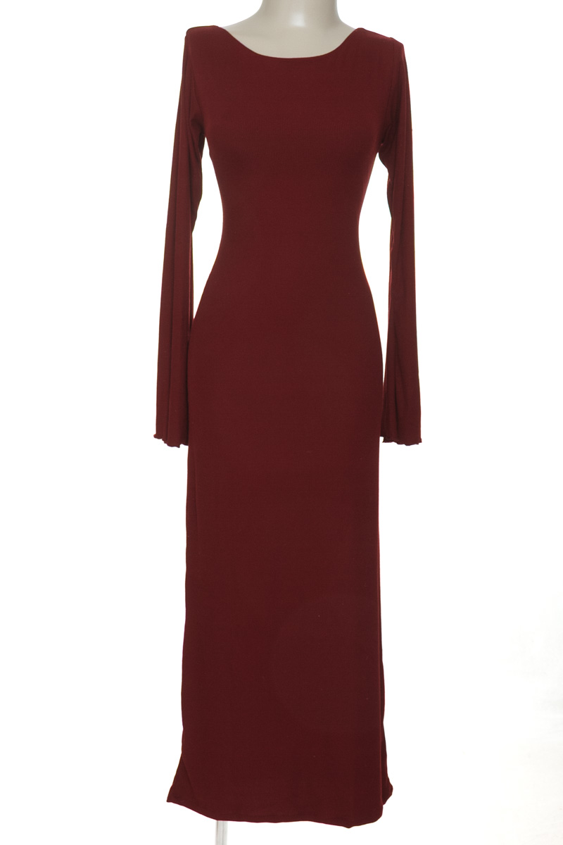 Vestido / Enterizo color Vinotinto - Closeando