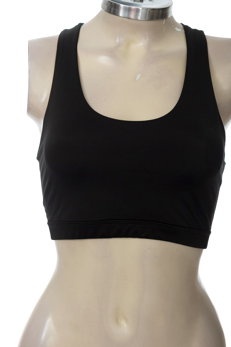 Ropa Deportiva / Salida de Baño color Negro - Closeando