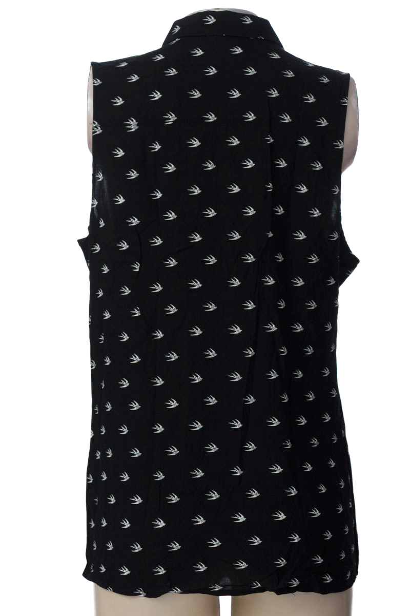 Top / Camiseta color Negro - Gef