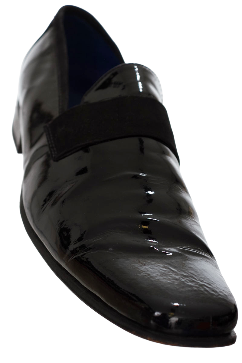 Zapato color Negro - Giovanni López