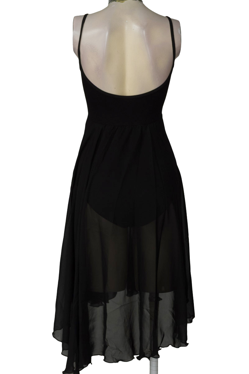 Vestido / Enterizo color Negro - Closeando