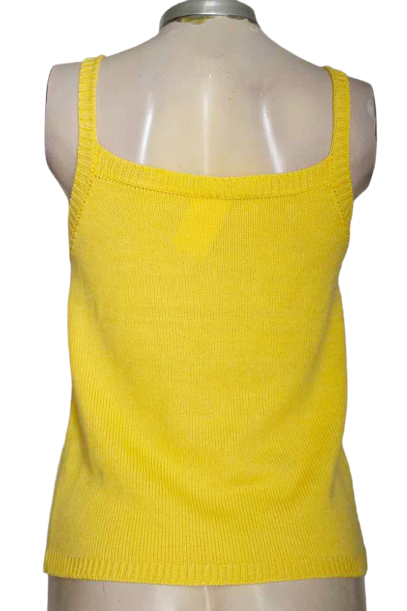 Top / Camiseta color Amarillo - Closeando