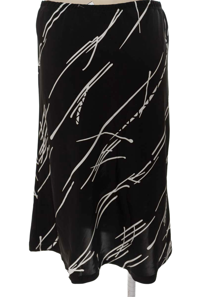 Falda color Negro - Closeando