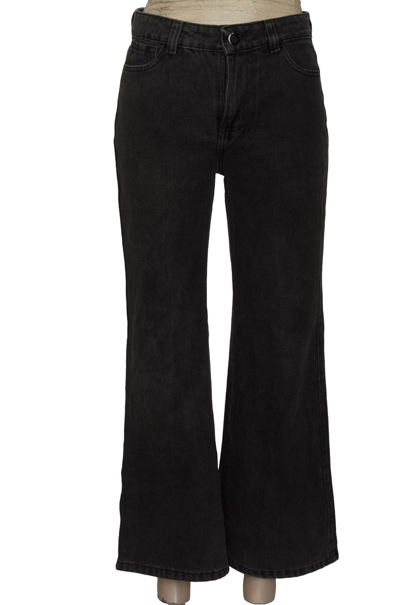 Pantalones color Gris - Closeando