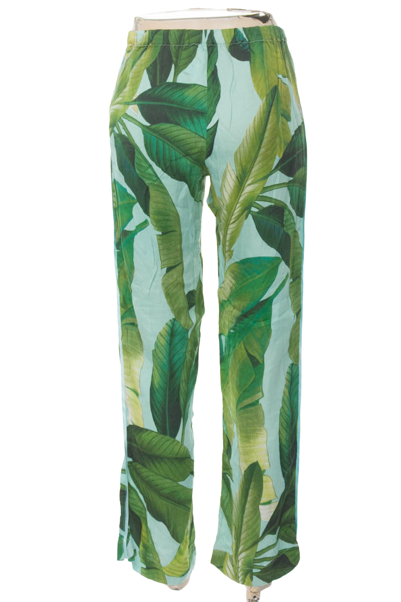 Pantalones color Verde - Zara