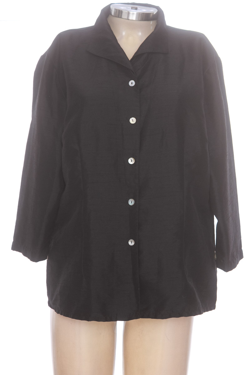 Blusa color Negro - IMPRESSIONS