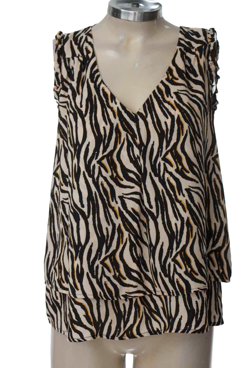 Top / Camiseta color Beige - Basement