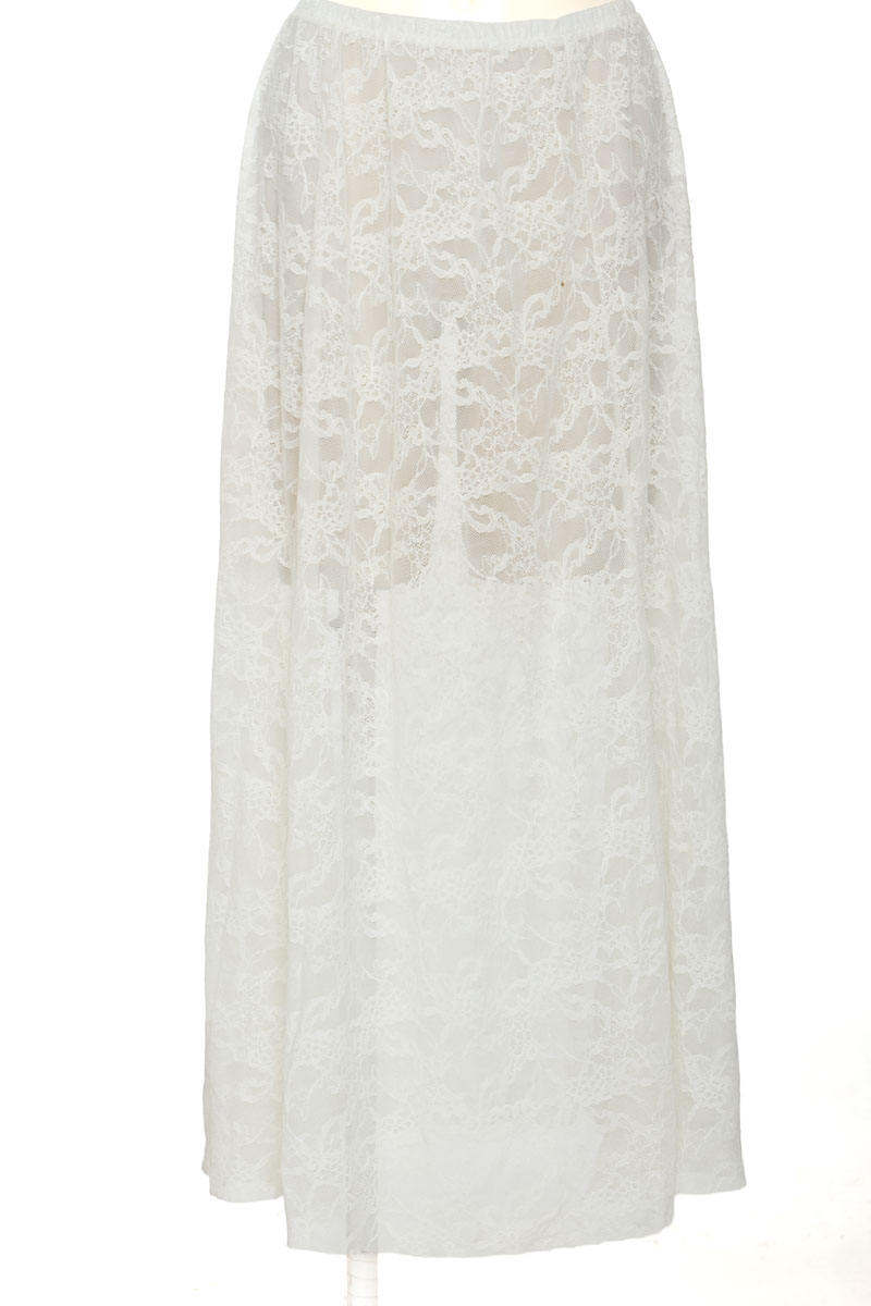 Falda color Beige - Closeando