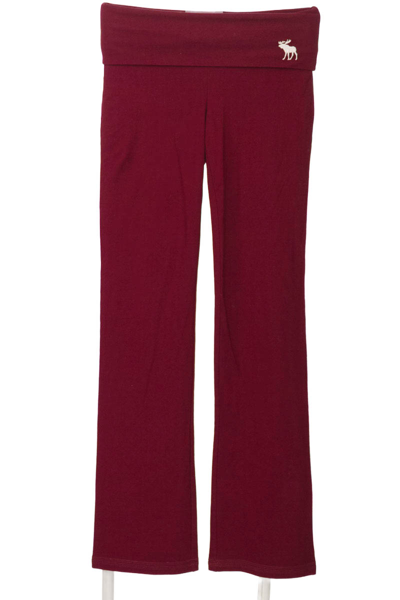 Pantalones color Vinotinto - Abercrombie