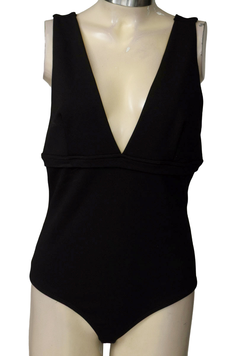 Top / Camiseta color Negro - ELA