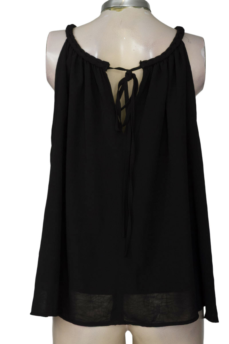 Top / Camiseta color Negro - Lumina