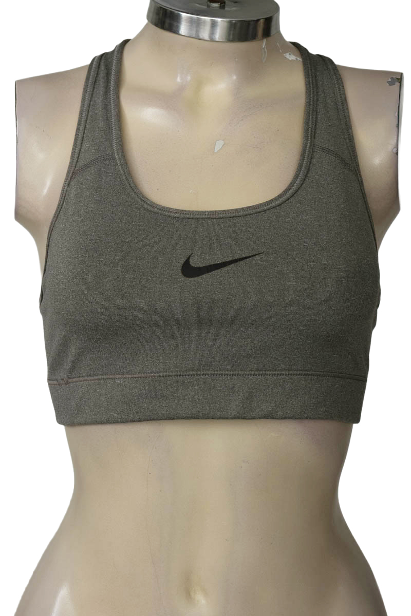 Ropa Deportiva / Salida de Baño color Gris - Nike