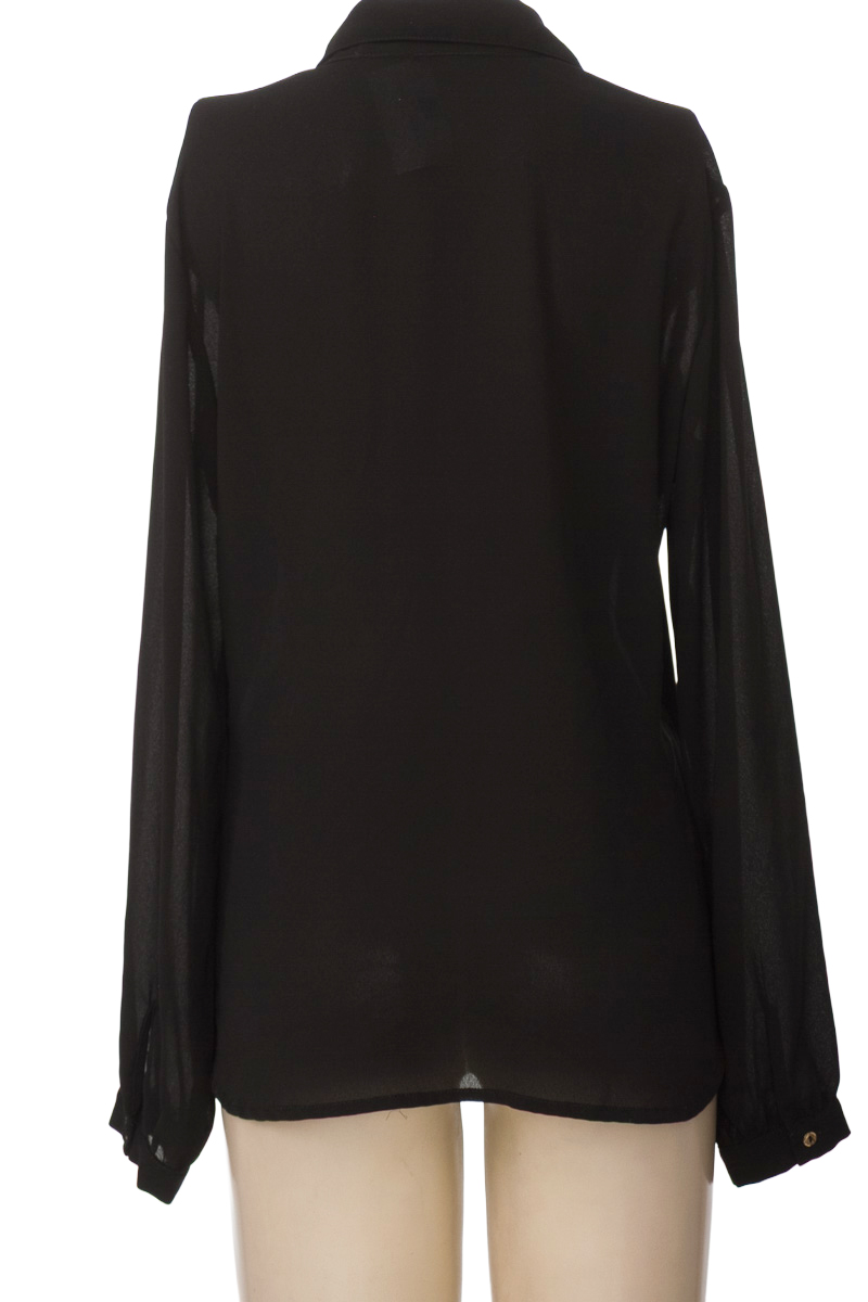 Blusa color Negro - Closeando