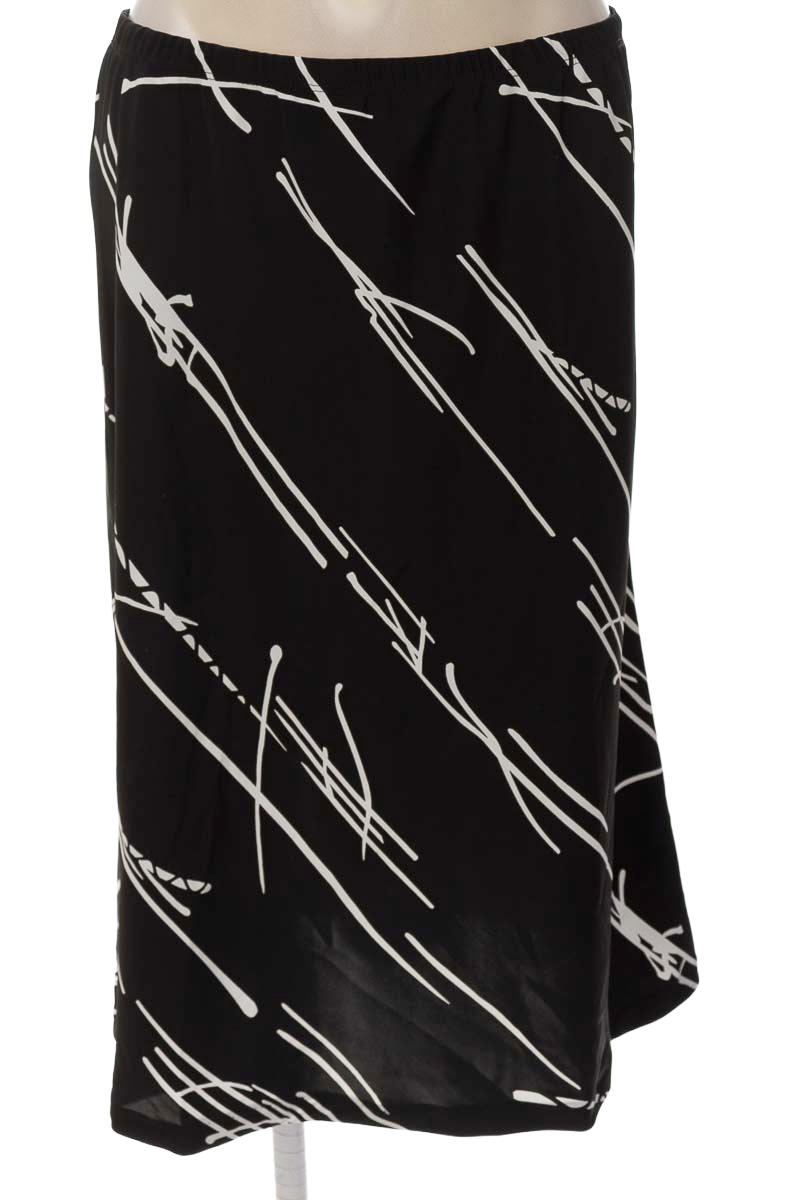 Falda color Negro - Closeando