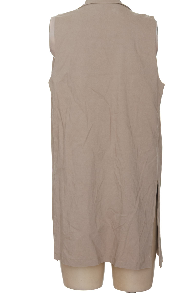 Chaqueta / Abrigo color Beige - Believe