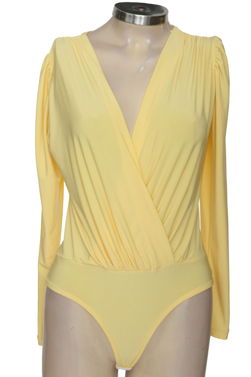 Top / Camiseta color Amarillo - Hefzi-Ba
