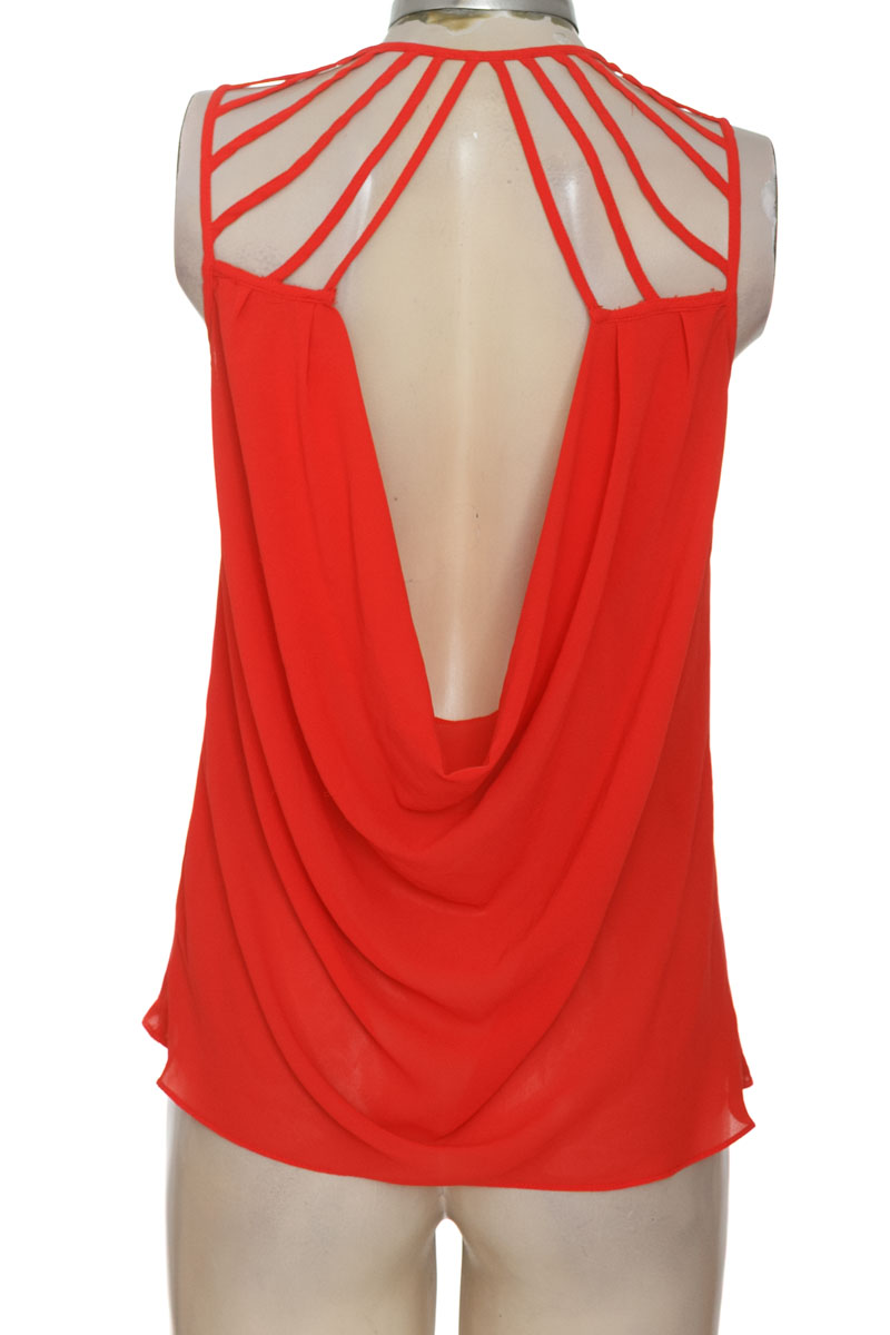 Top / Camiseta color Rojo - Naked Zebra
