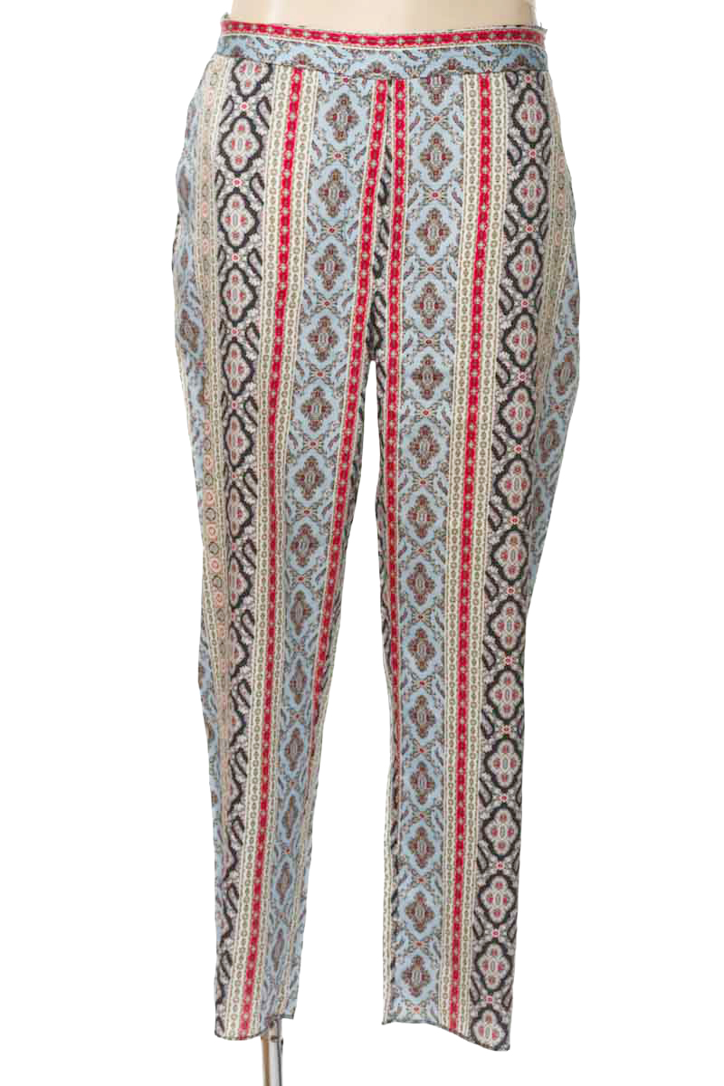 Pantalones color Estampado - Zara